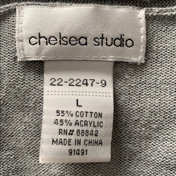 L Chelsea Studios Grey open front sweater - Picture 3 of 6